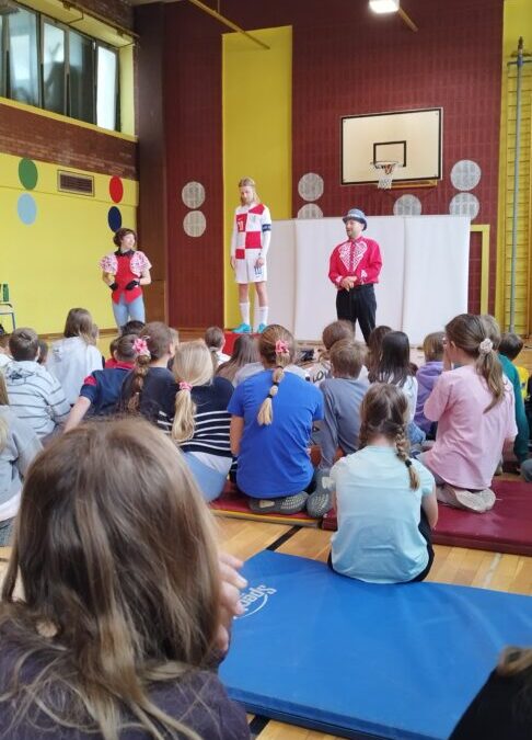 Predstava „Luka Modrić: Moja igra“ za četvrtaše